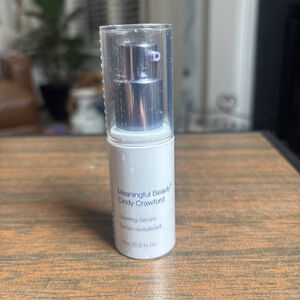 Meaningful Beauty Glowing Serum Cindy Crawford .5 oz / 15 ml